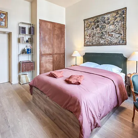 La Fontaine Apartment Juilly